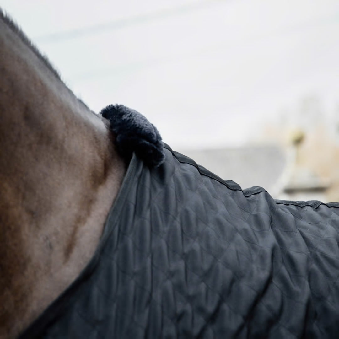 https://equitavisports.ca › products › couverture-decurie-kentucky-horsewear