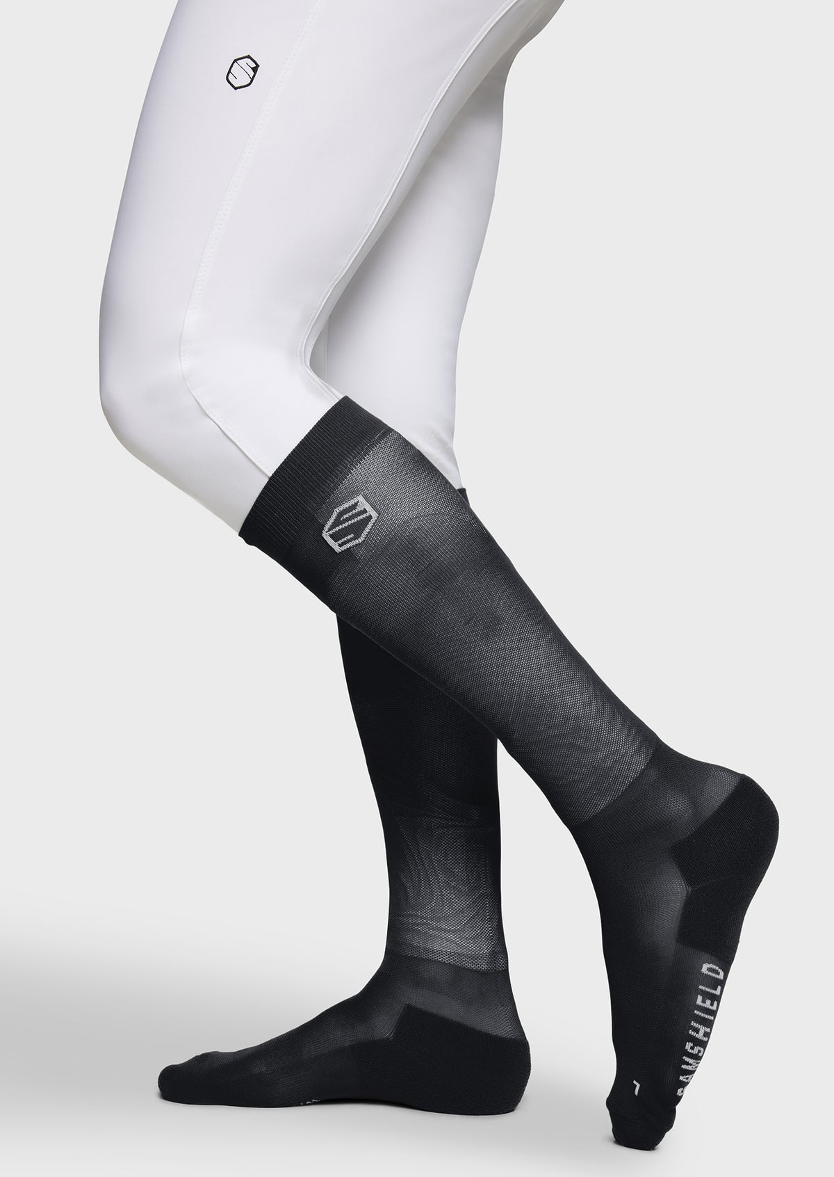 https://equitavisports.ca › products › bas-balzane-trio-samshield-fw26