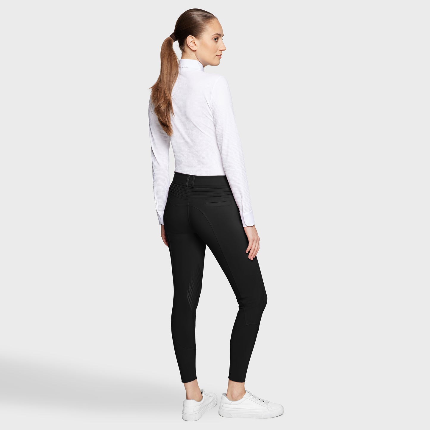 https://equitavisports.ca › products › pantalon-de-concours-chloe-samshield-fw25-1