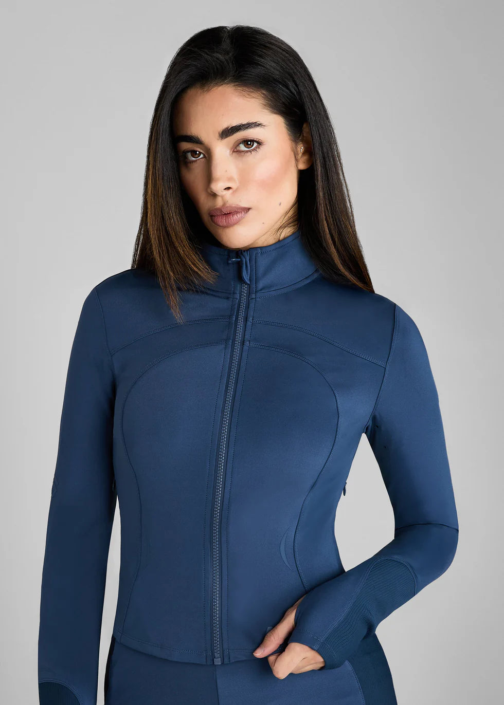 https://equitavisports.ca › products › veste-courte-ajustee-azul-define-aztec-diamond