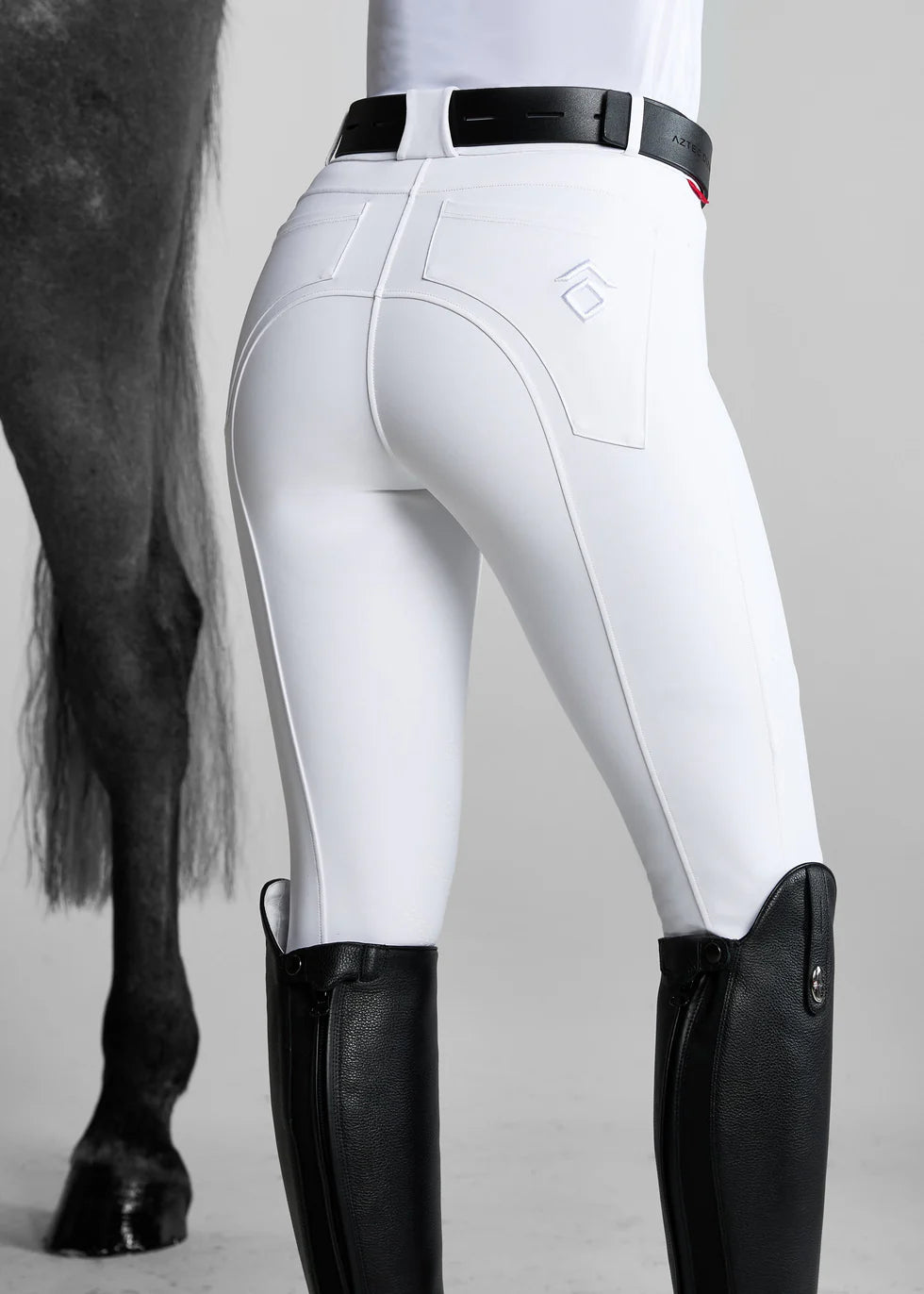 https://equitavisports.ca › products › pantalon-de-concours-pour-femme-mi-haute-aztec-diamond