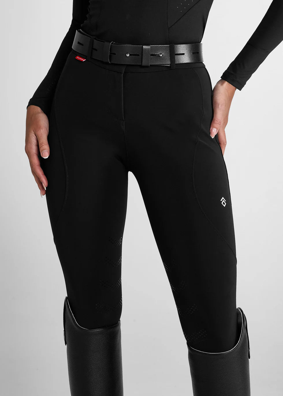 https://equitavisports.ca › products › pantalon-de-concours-pour-femme-mi-haute-aztec-diamond