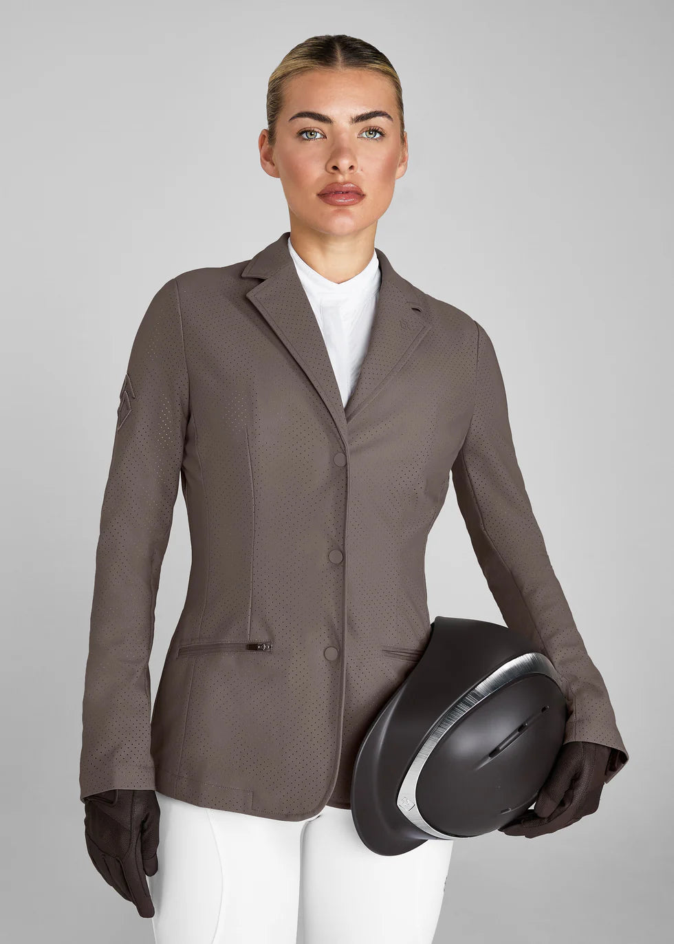 https://equitavisports.ca › products › veston-de-concours-pour-femme-perfore-aztec-diamond