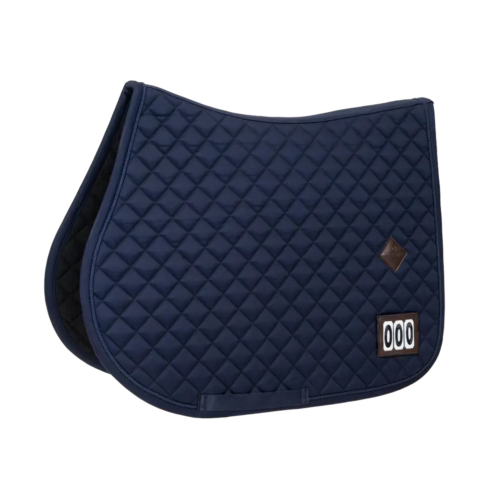 https://equitavisports.ca › products › tapis-de-selle-de-competition-2-numeros-kentucky-horsewear