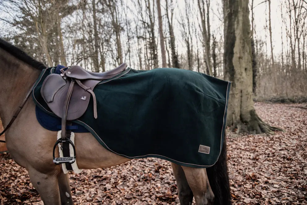 https://equitavisports.ca › products › couvre-reins-heavy-fleece-kentucky-horsewear