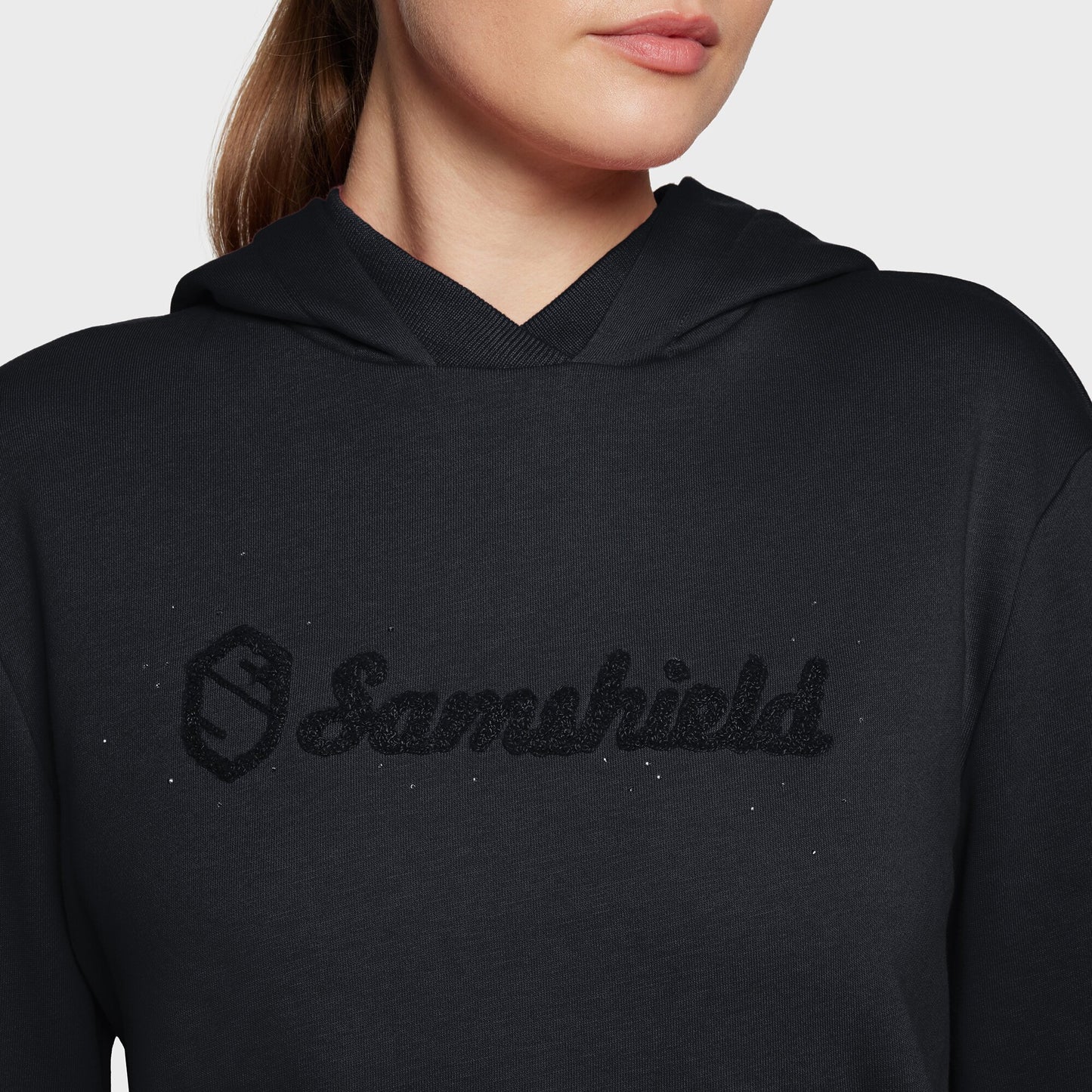 https://equitavisports.ca › products › chandail-pour-femme-hoodie-camilla-samshield-fw25