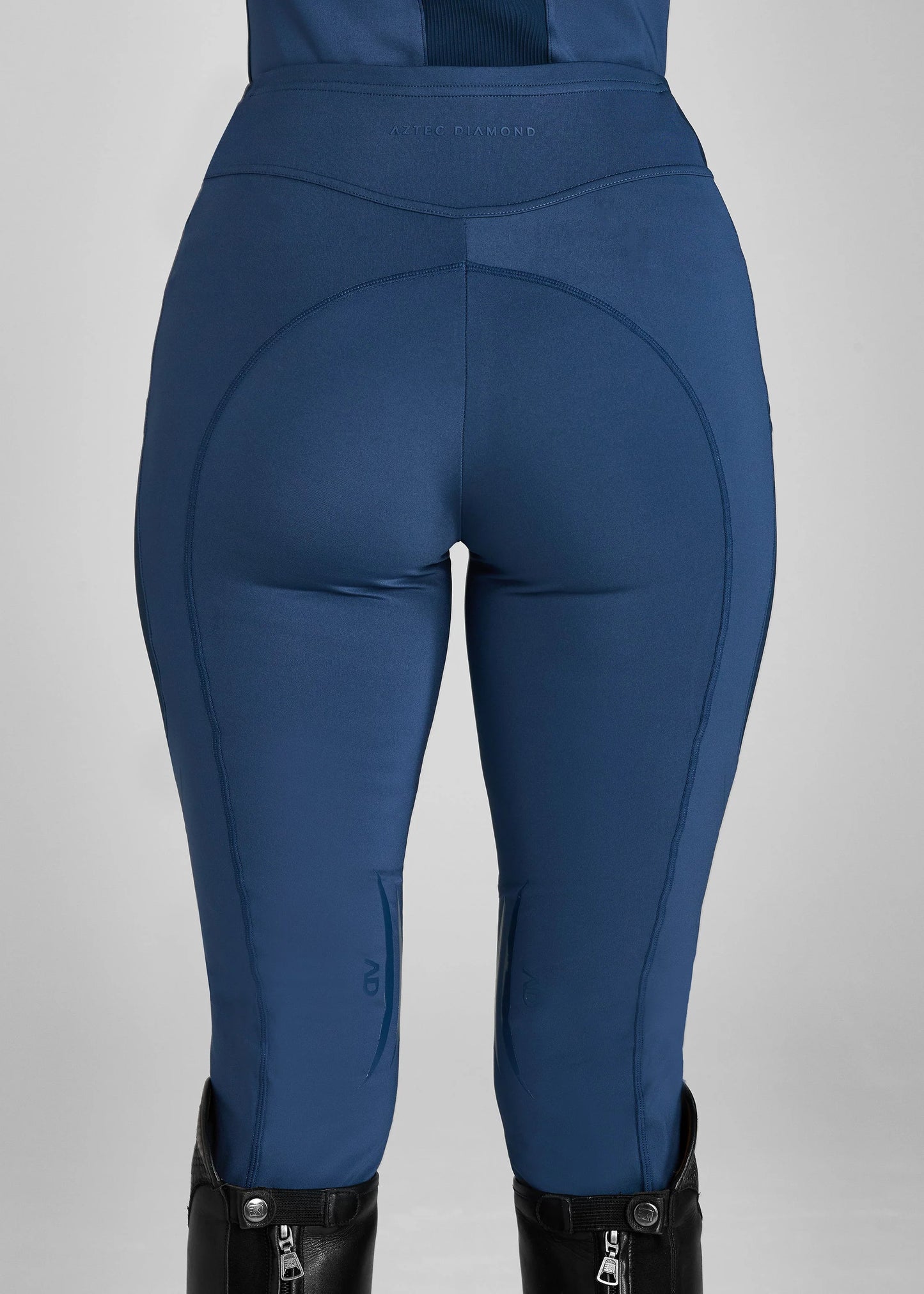 https://equitavisports.ca › products › legging-define-aztec-diamond