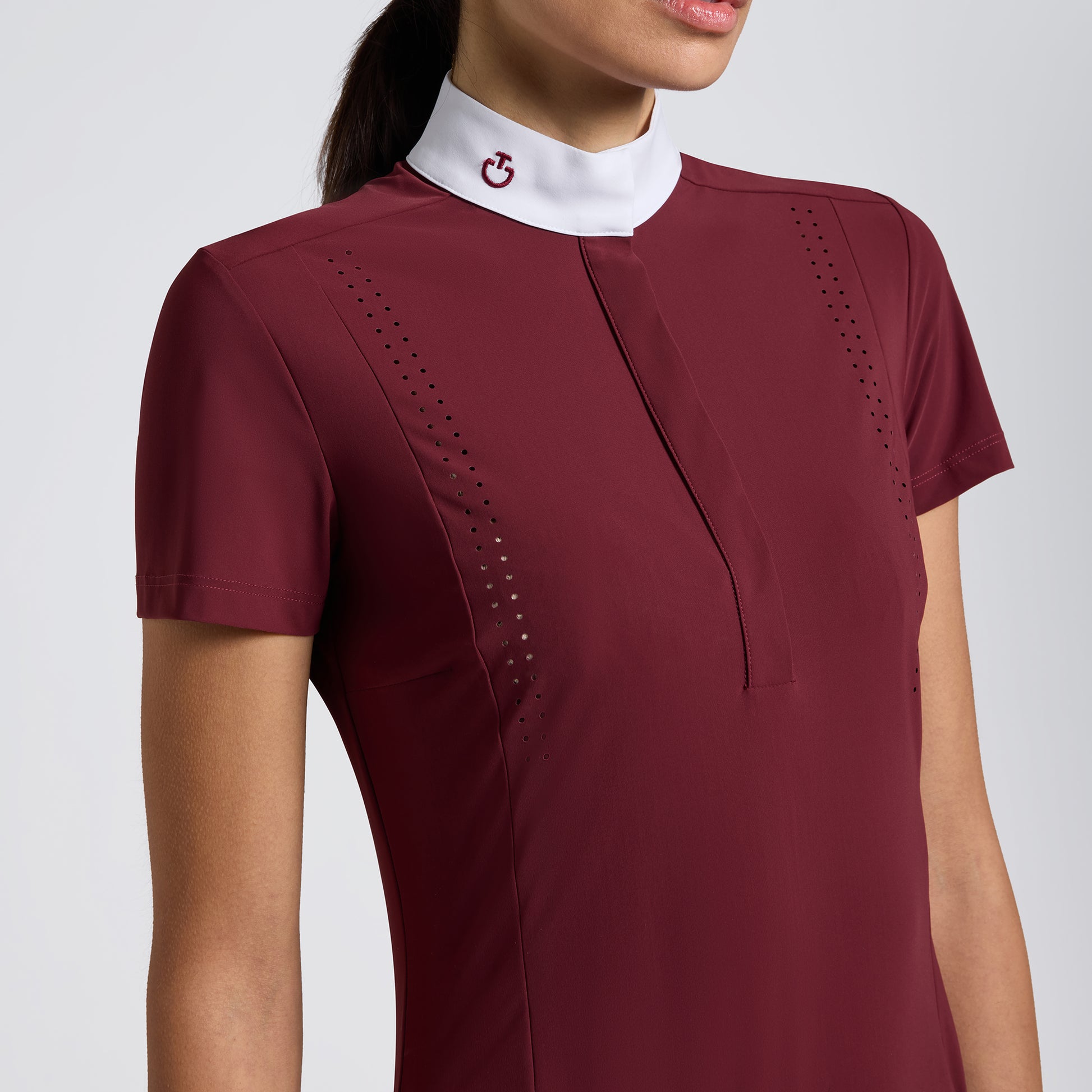 https://equitavisports.ca › products › chemise-a-manches-courtes-perforee-jersey-cavalleria-toscana-fw25