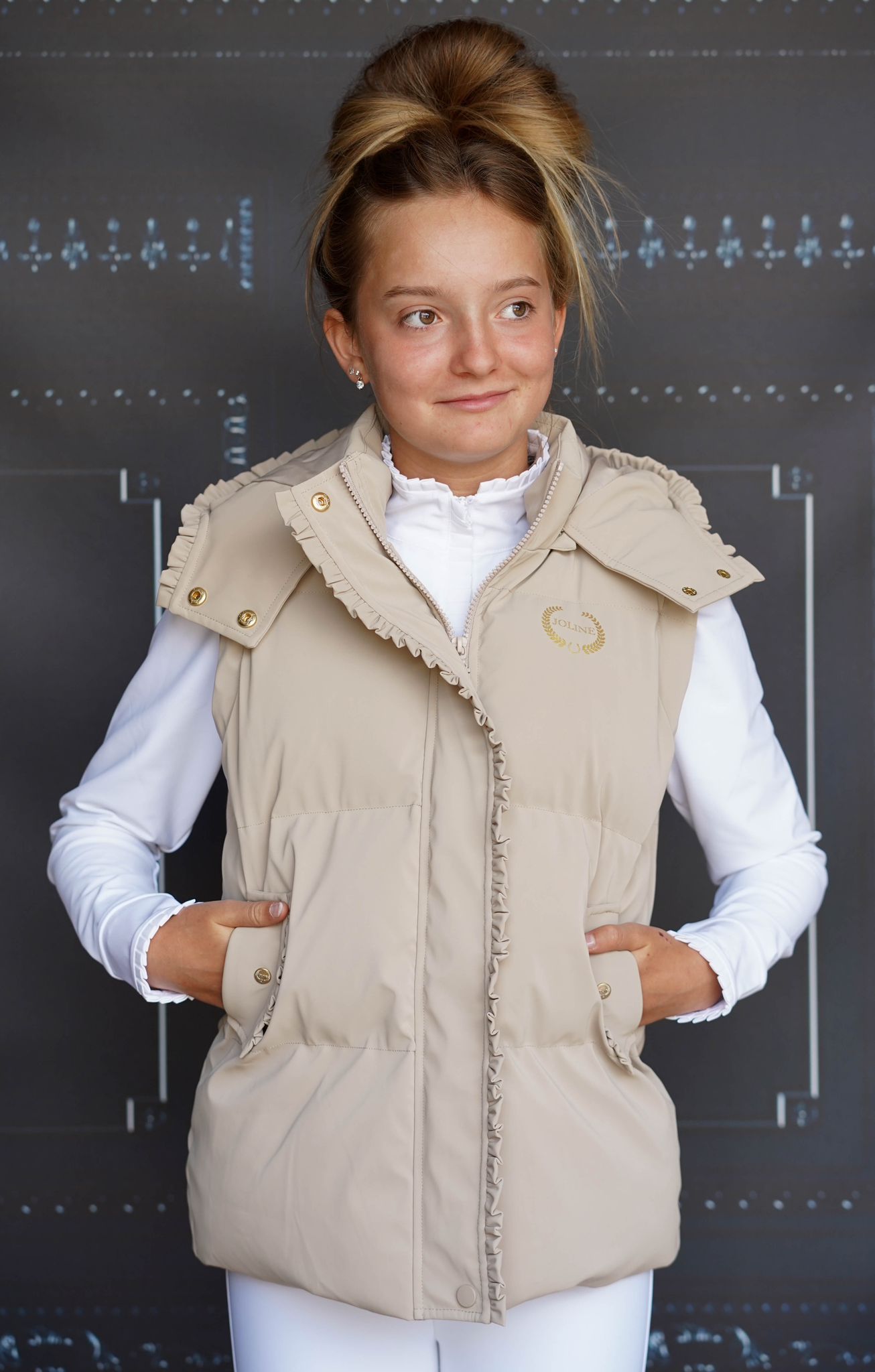 https://equitavisports.ca › products › manteau-d-hiver-beige-joline