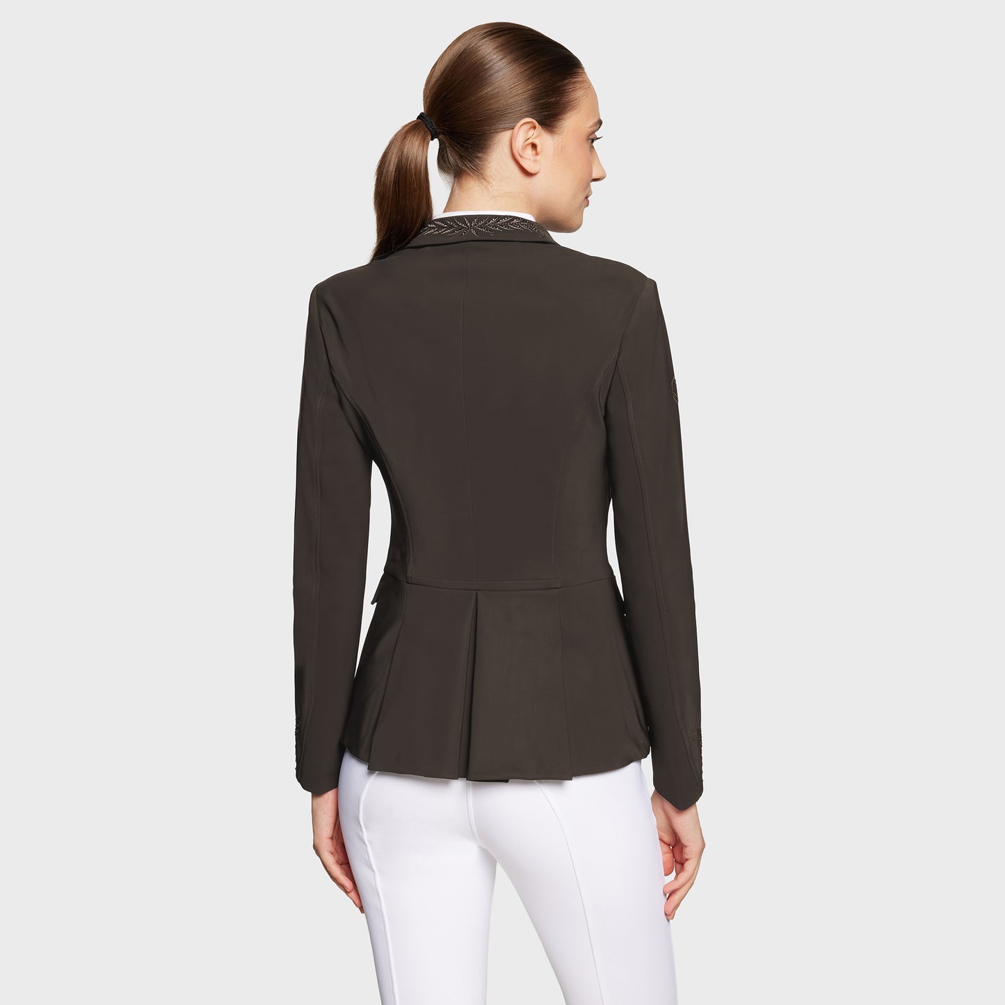 https://equitavisports.ca › products › veste-de-concours-victory-flower-crystal-samshield-fw25