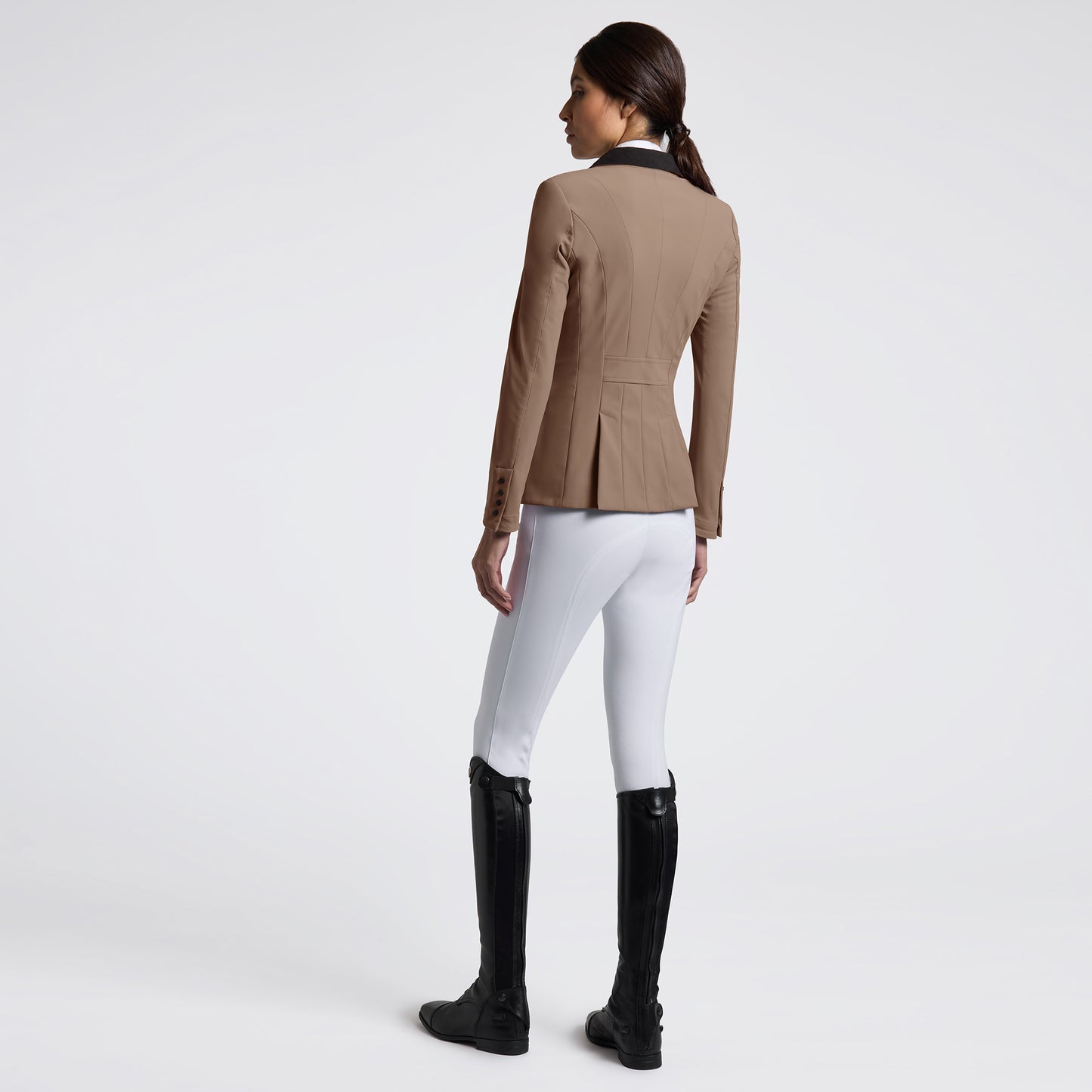 https://equitavisports.ca › products › veston-de-concours-gp-cavalleria-toscanafw25