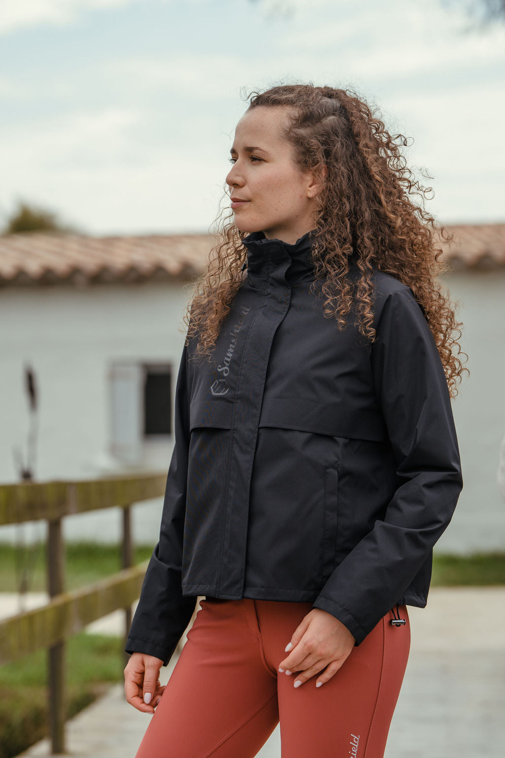 https://equitavisports.ca › products › manteau-de-pluie-lina-samshield-ss25