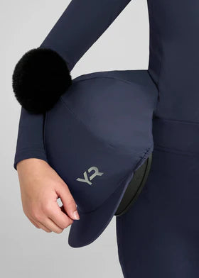 https://equitavisports.ca › products › bonnet-pompom-aztec-diamond