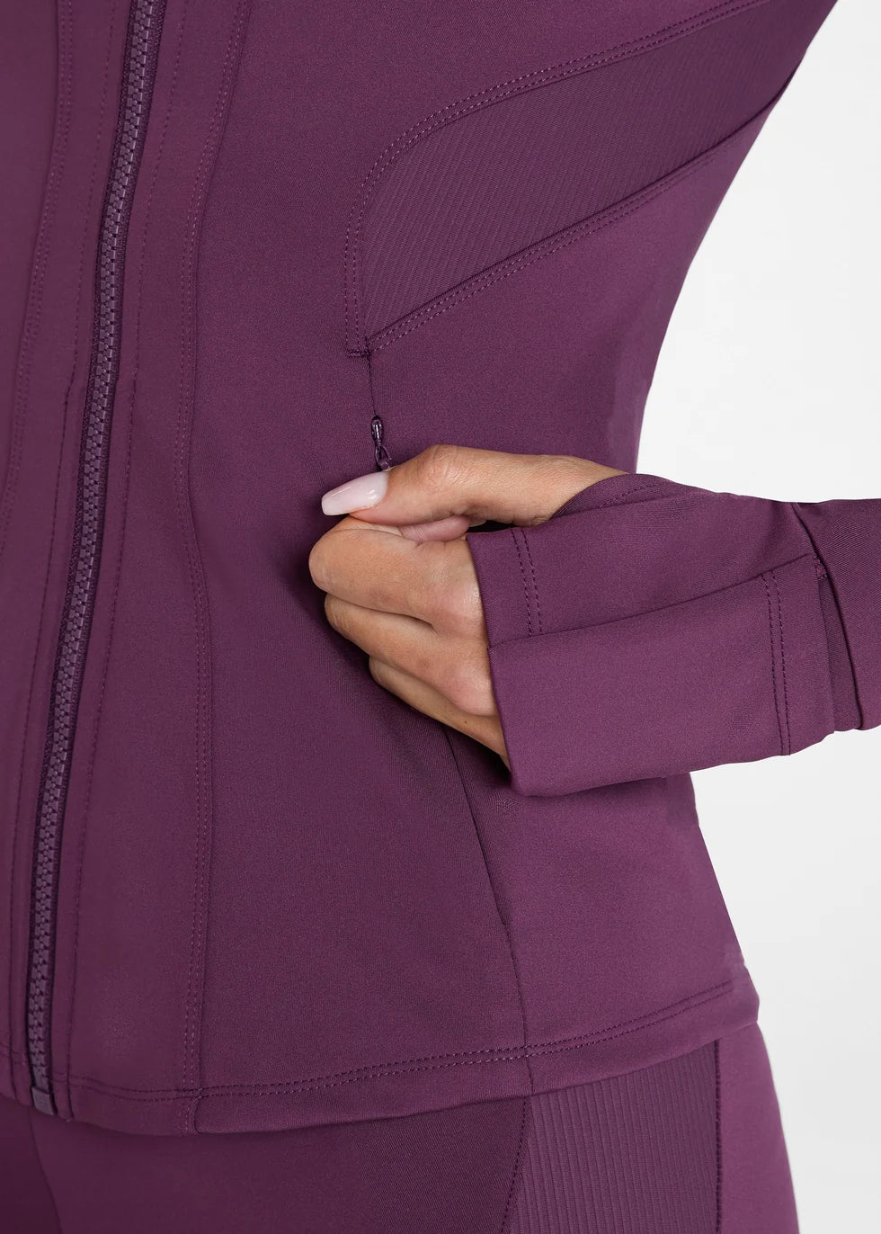 https://equitavisports.ca › products › veste-ajustee-core-aztec-diamond-fw26