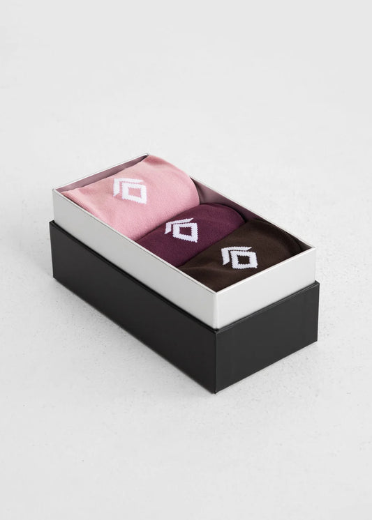 https://equitavisports.ca › products › coffret-cadeau-de-bas-aztec-diamond-fw26

