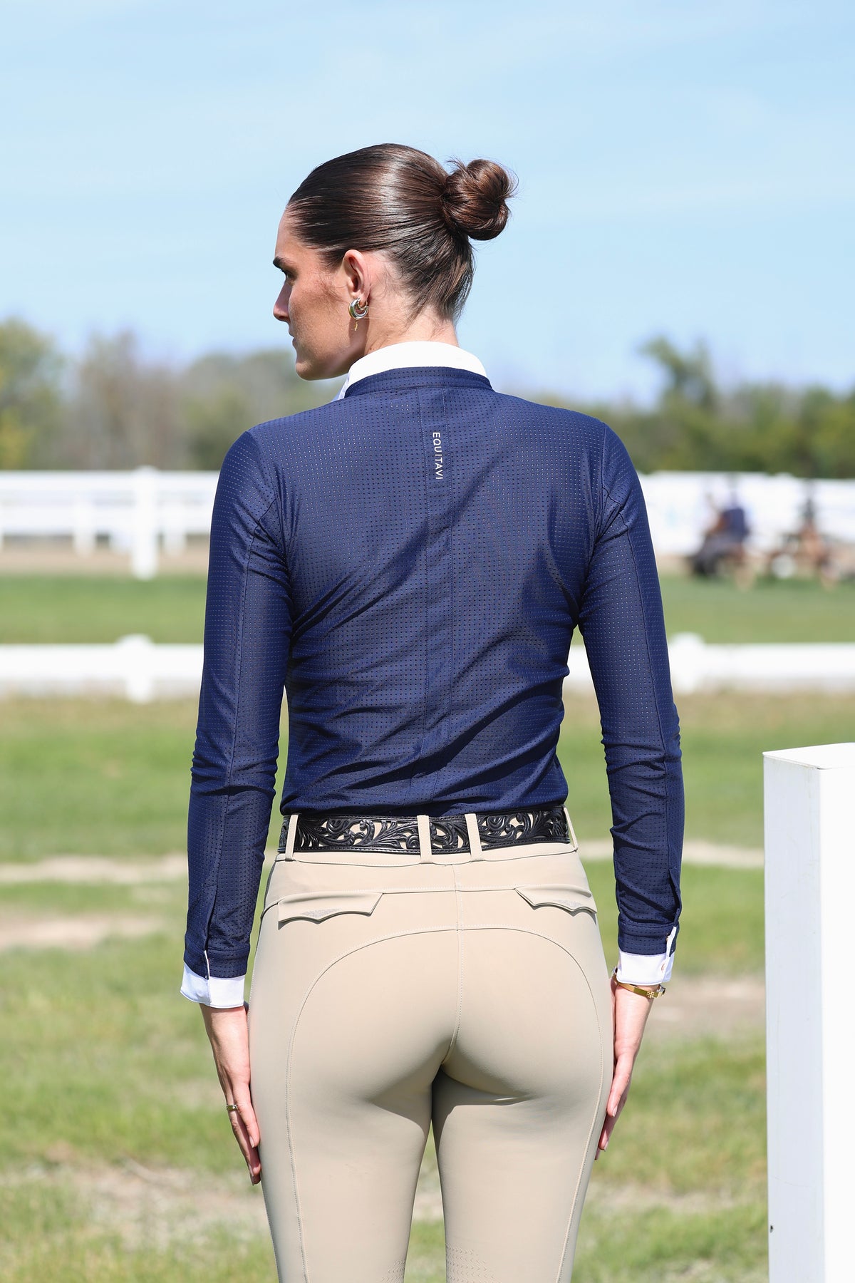 https://equitavisports.ca › products › chemise-de-concours-suzie-equitavi