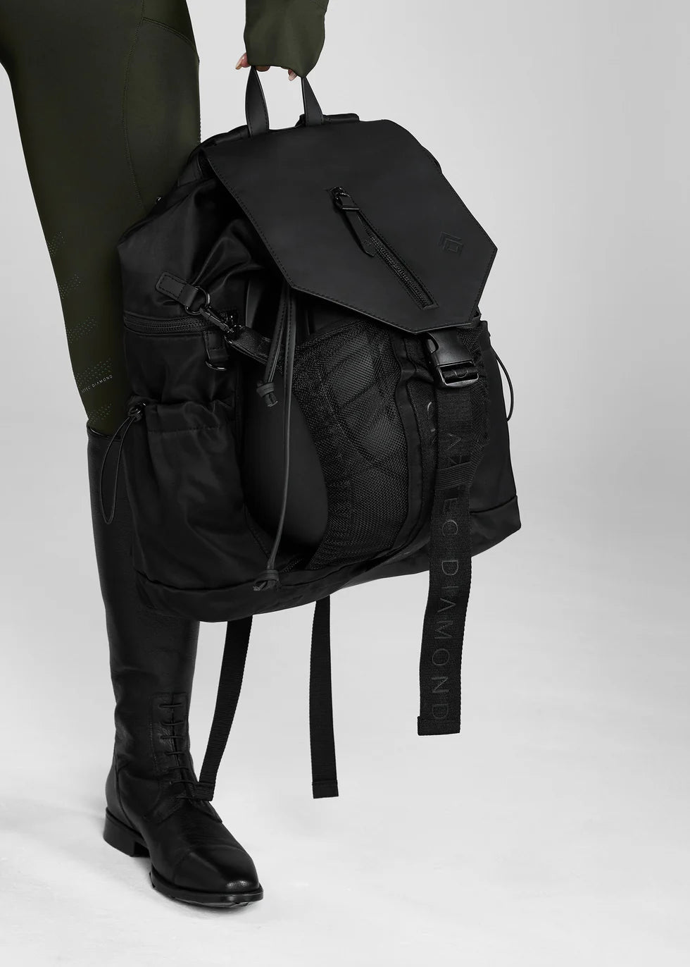 https://equitavisports.ca › products › sac-pour-concours-aztec-diamond
