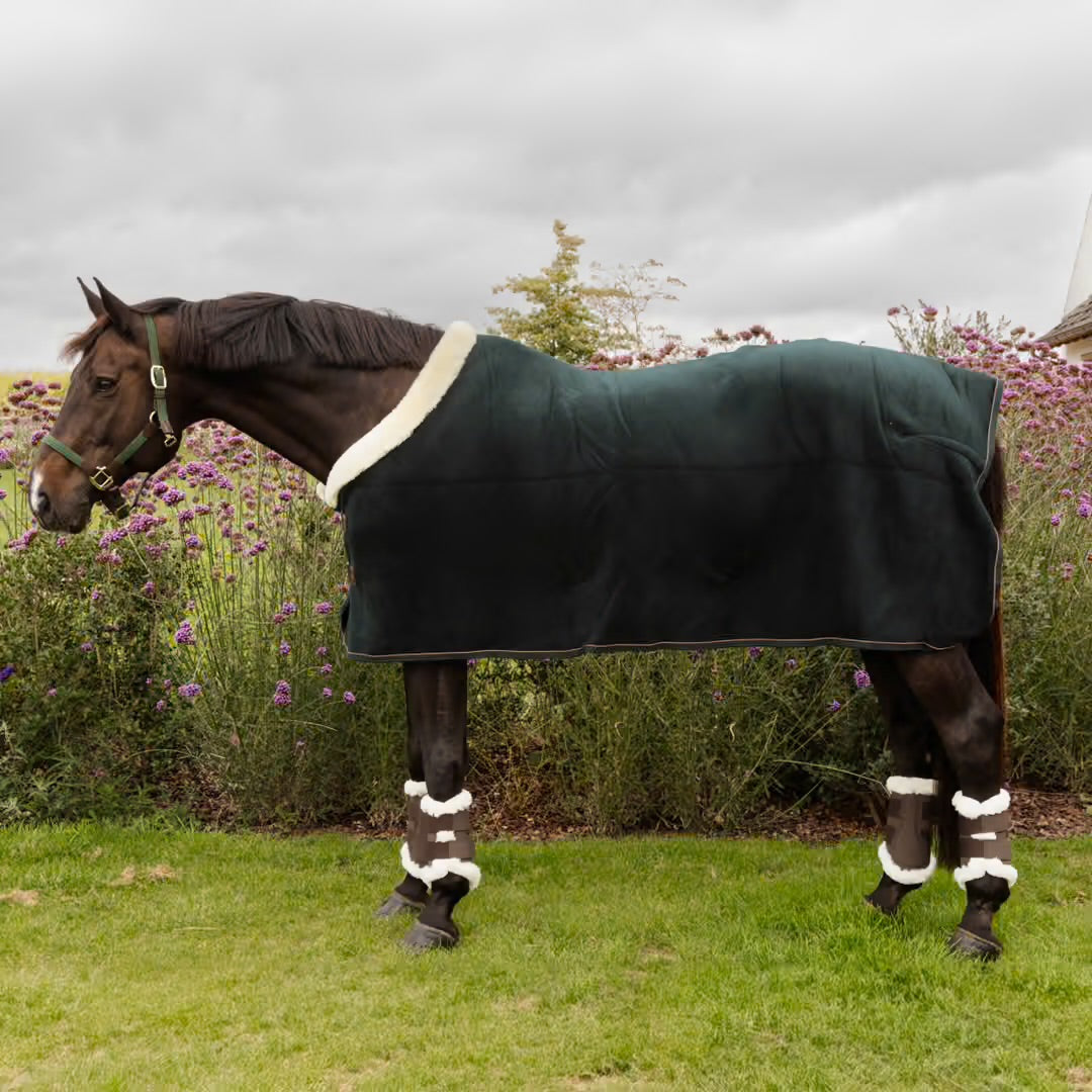 https://equitavisports.ca › products › cooler-show-fleece-heavy-kentucky-horsewear