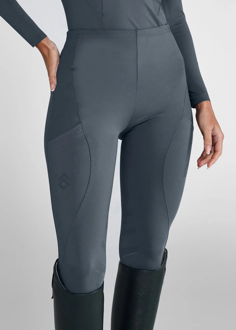 https://equitavisports.ca › products › legging-core-aztec-diamond
