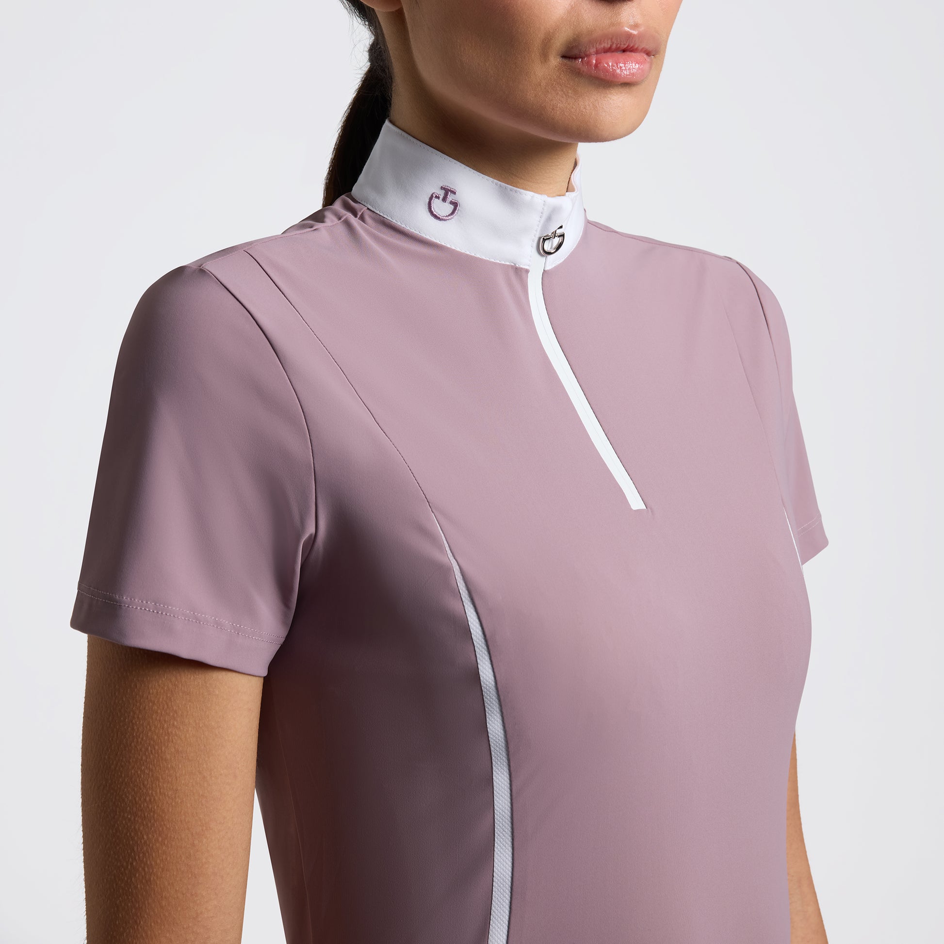 https://equitavisports.ca › products › chemise-en-mesh-de-concours-a-manches-courtes-cavalleria-toscana-fw25