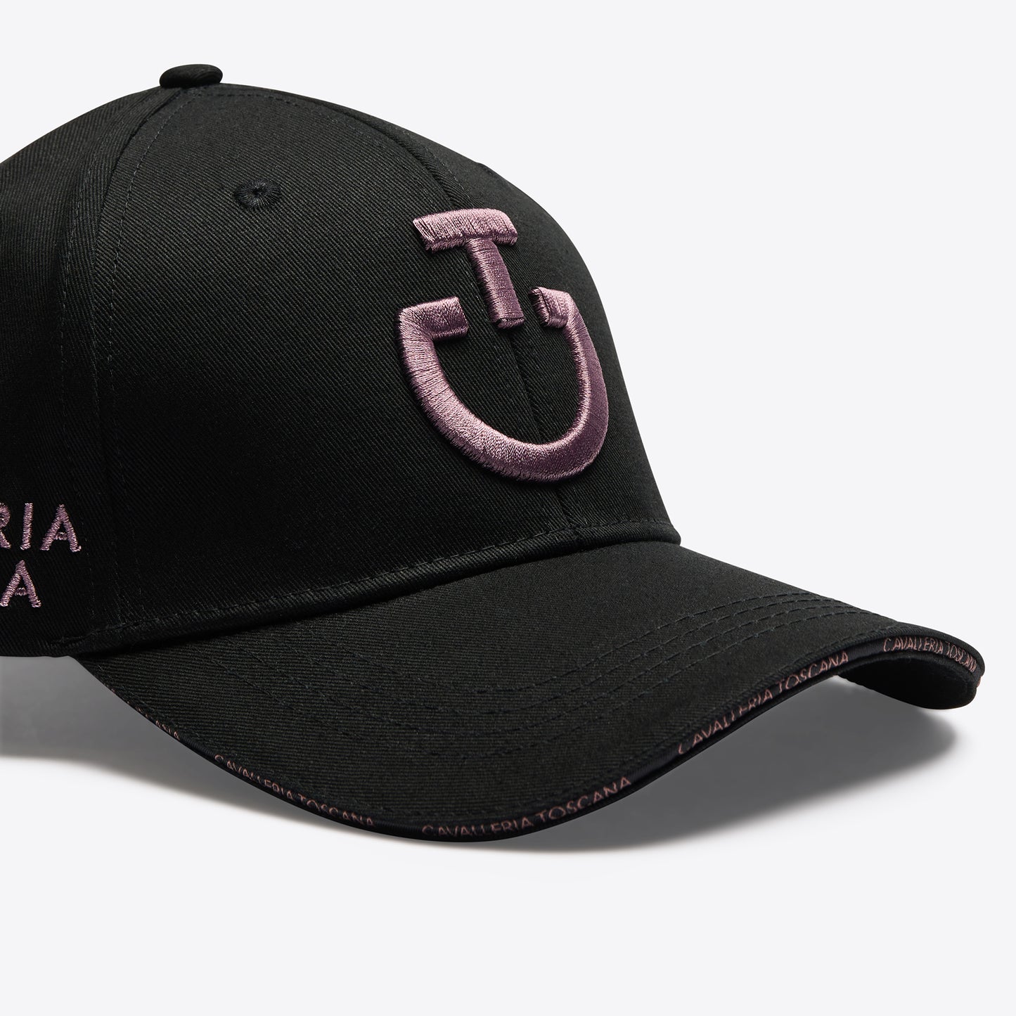 https://equitavisports.ca › products › casquette-ct-cavalleria-toscana-fw25
