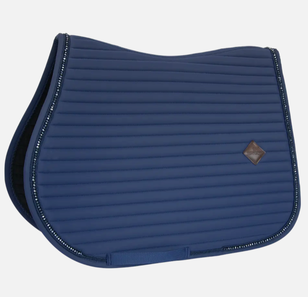 https://equitavisports.ca › products › tapis-de-selle-pearls-jumping-kentucky-horseware