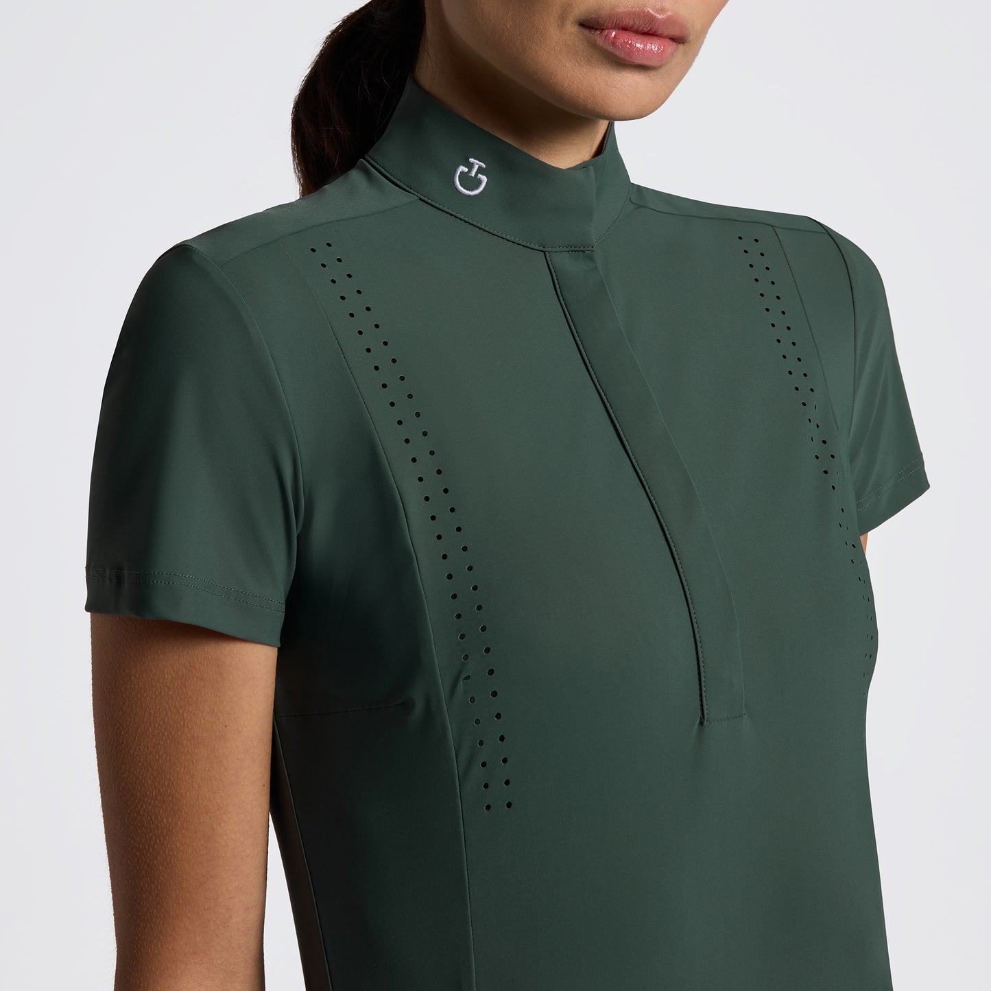 https://equitavisports.ca › products › chemise-a-manches-courtes-perforee-jersey-cavalleria-toscana-fw25
