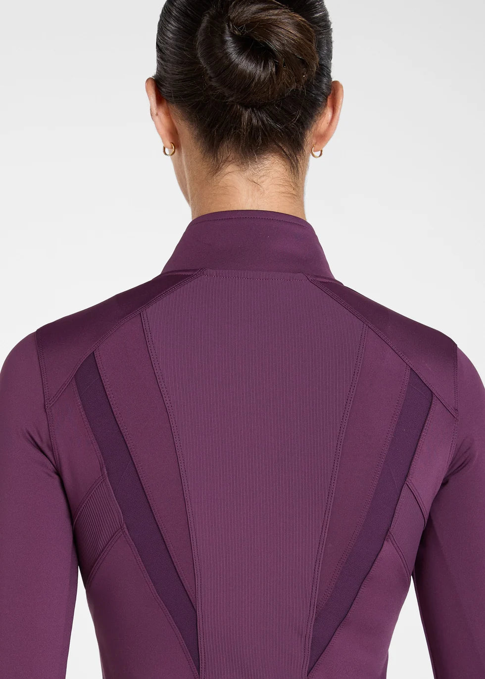 https://equitavisports.ca › products › veste-ajustee-core-aztec-diamond-fw26