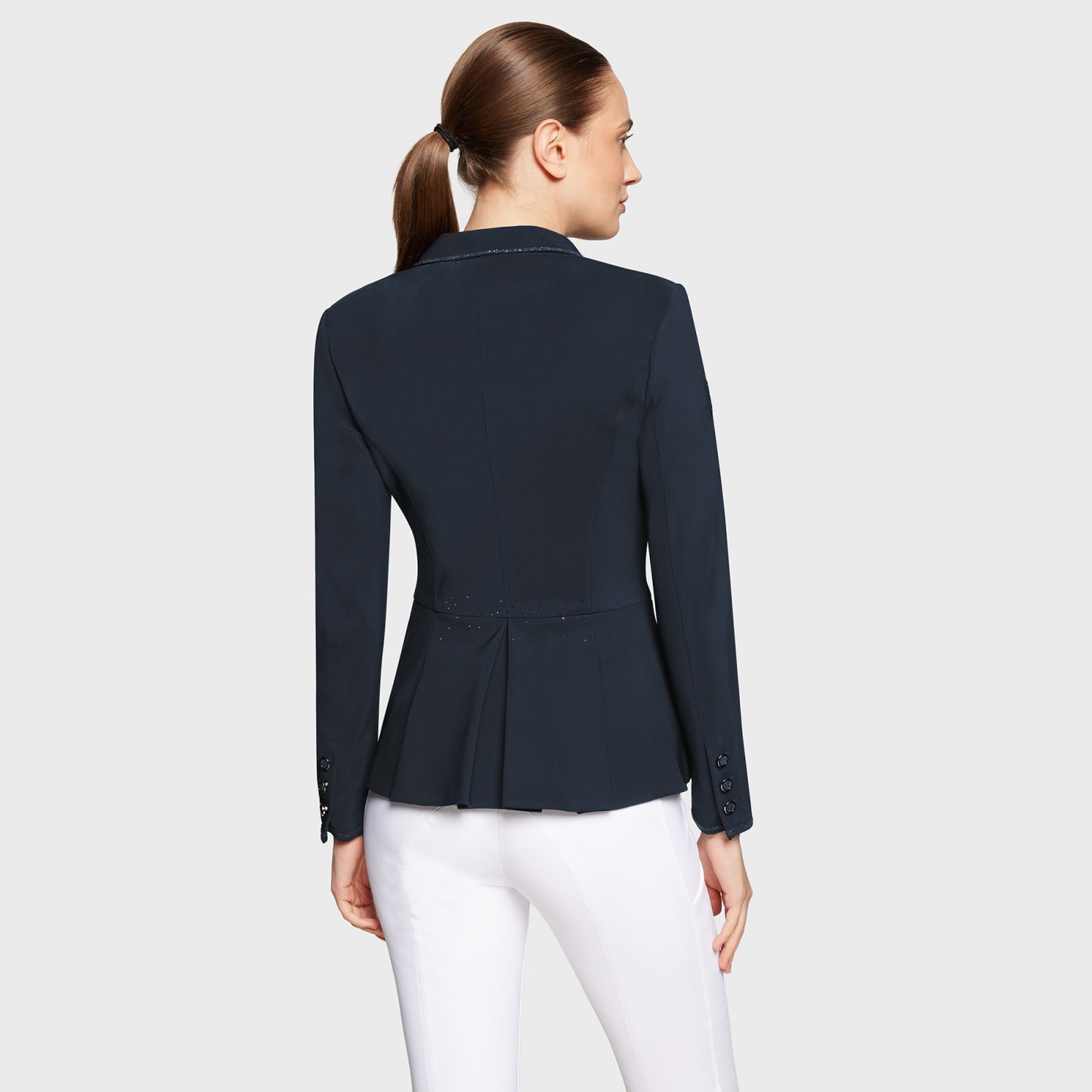 https://equitavisports.ca › products › veste-de-concours-victorine-crystal-samshield-fw25