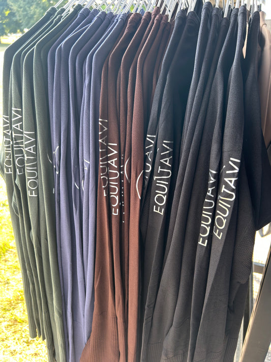 https://equitavisports.ca › products › chandail-d-entrainement-a-manches-longues-equitavi-equitavi