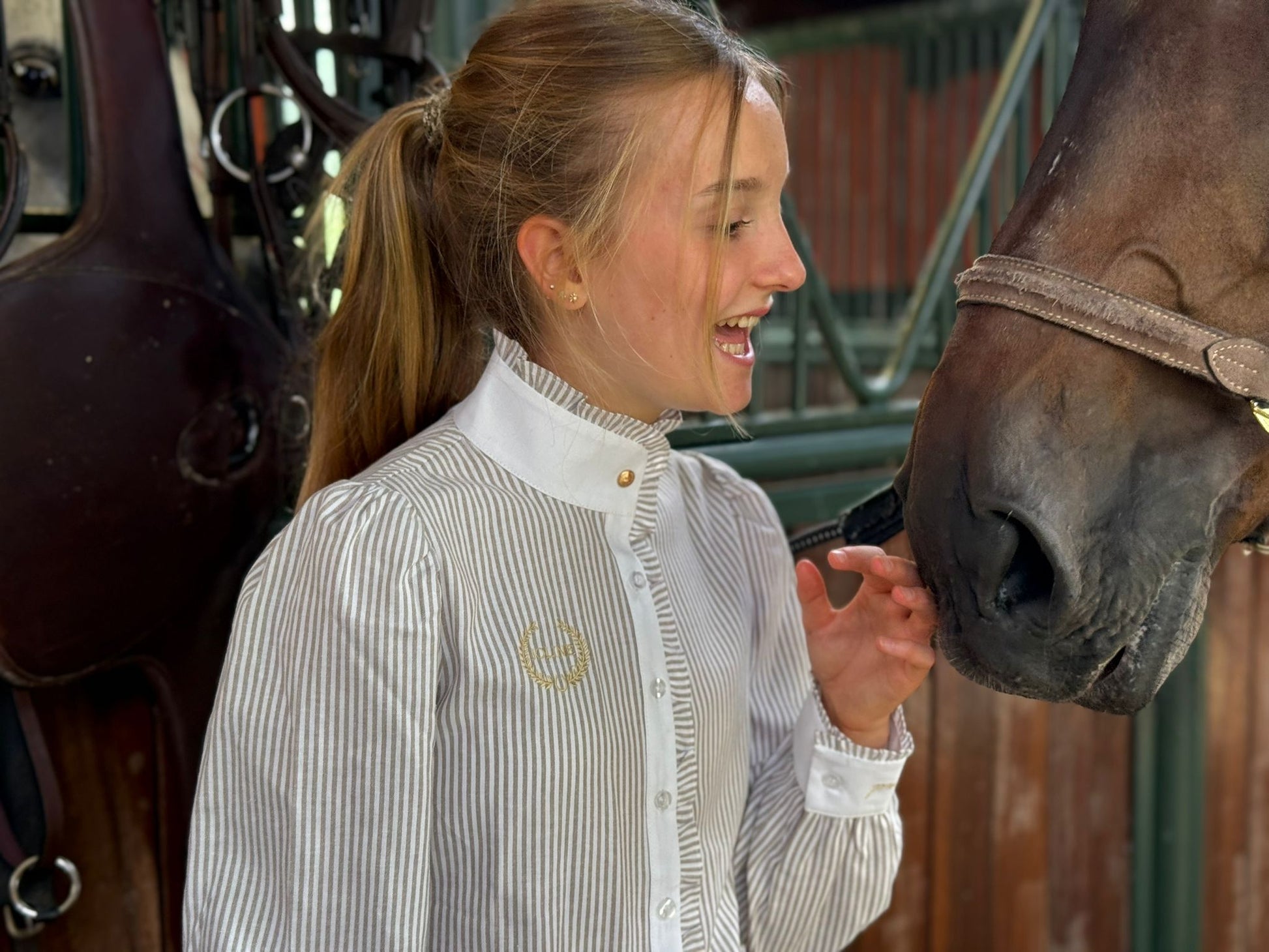 https://equitavisports.ca › products › chemise-a-manches-longues-maxime-joline