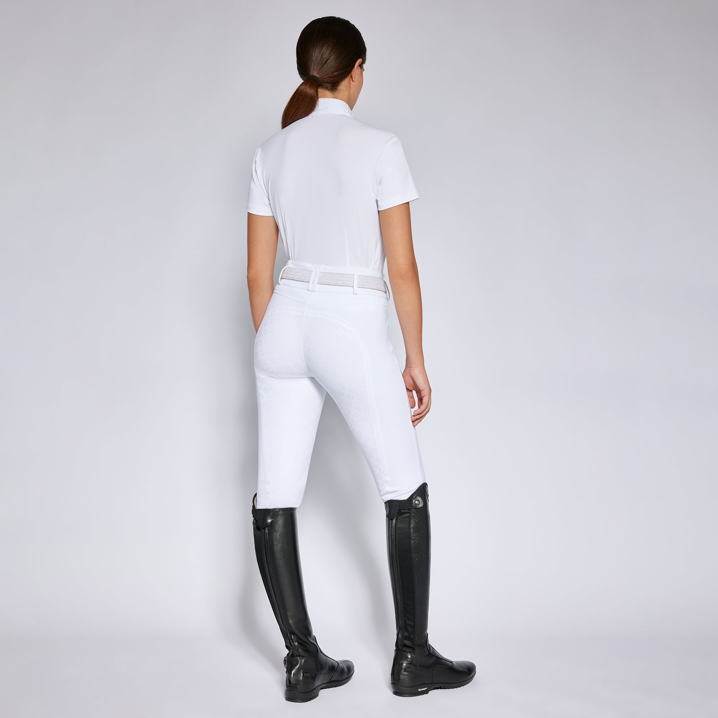 www.equitavisports.ca