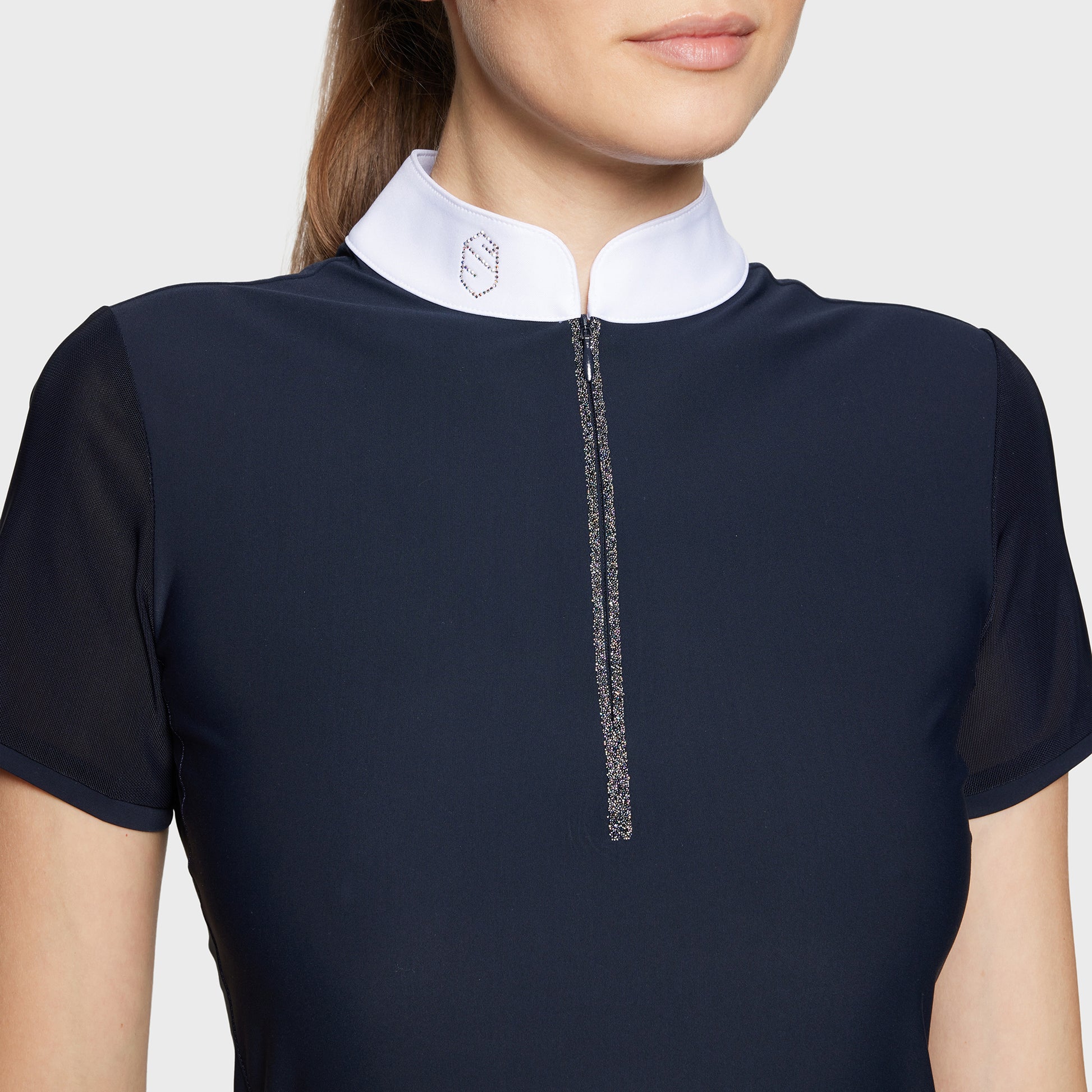 https://equitavisports.ca › products › chemise-de-concours-a-manches-courtes-aliosha-samshield-fw25
