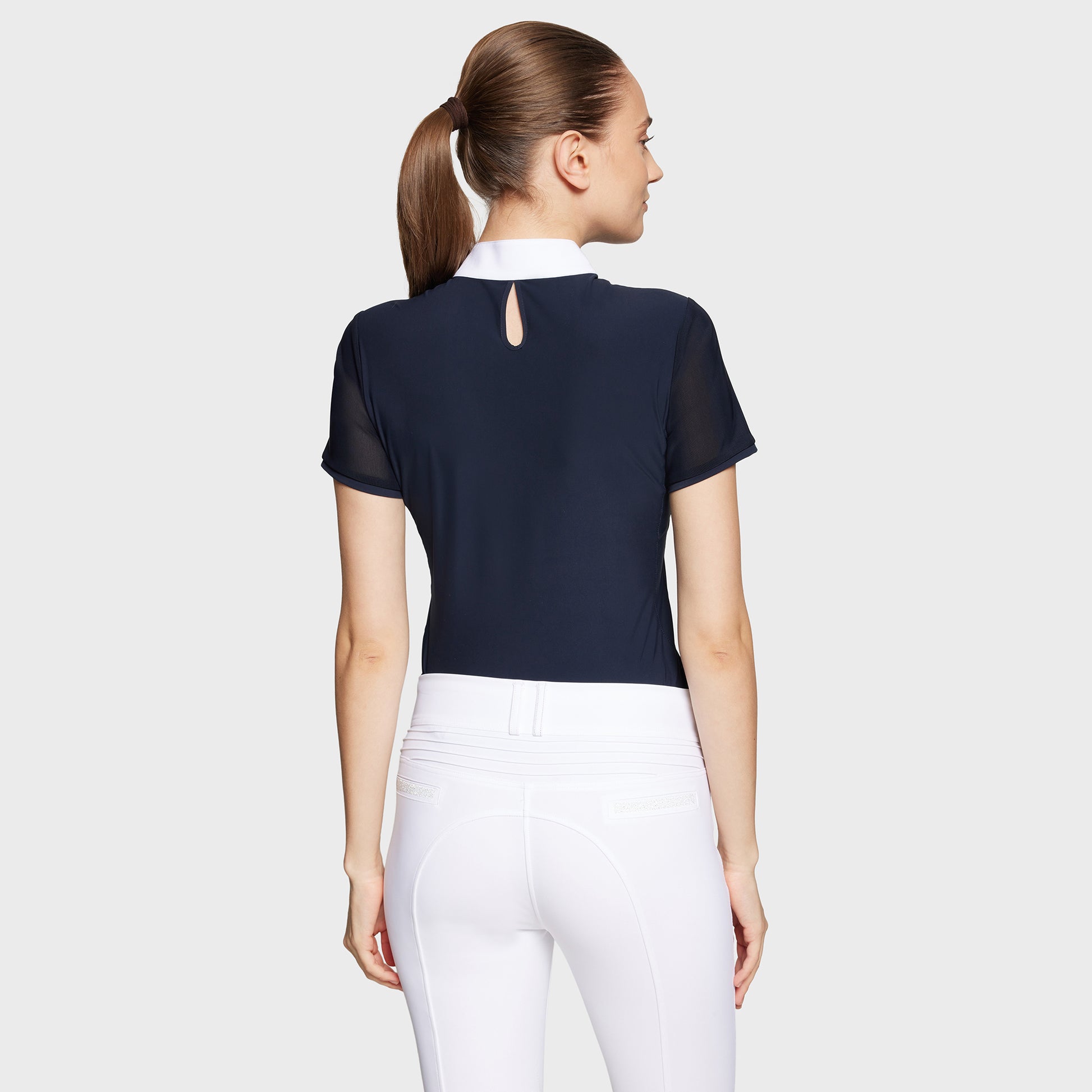 https://equitavisports.ca › products › chemise-de-concours-a-manches-courtes-aliosha-samshield-fw25