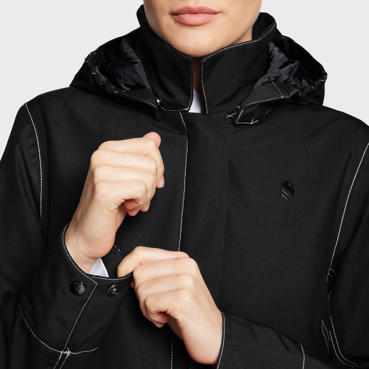 https://equitavisports.ca › products › manteau-de-pluie-delfina-samshield-fw25