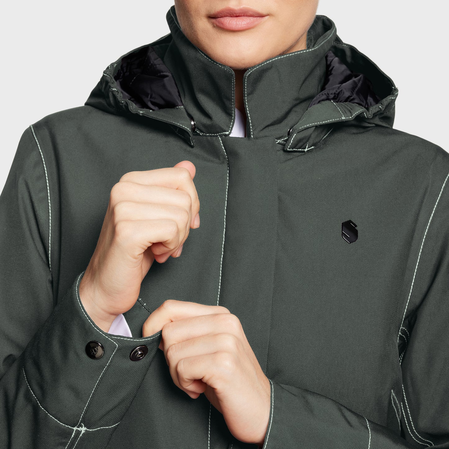 https://equitavisports.ca › products › manteau-de-pluie-delfina-samshield-fw25