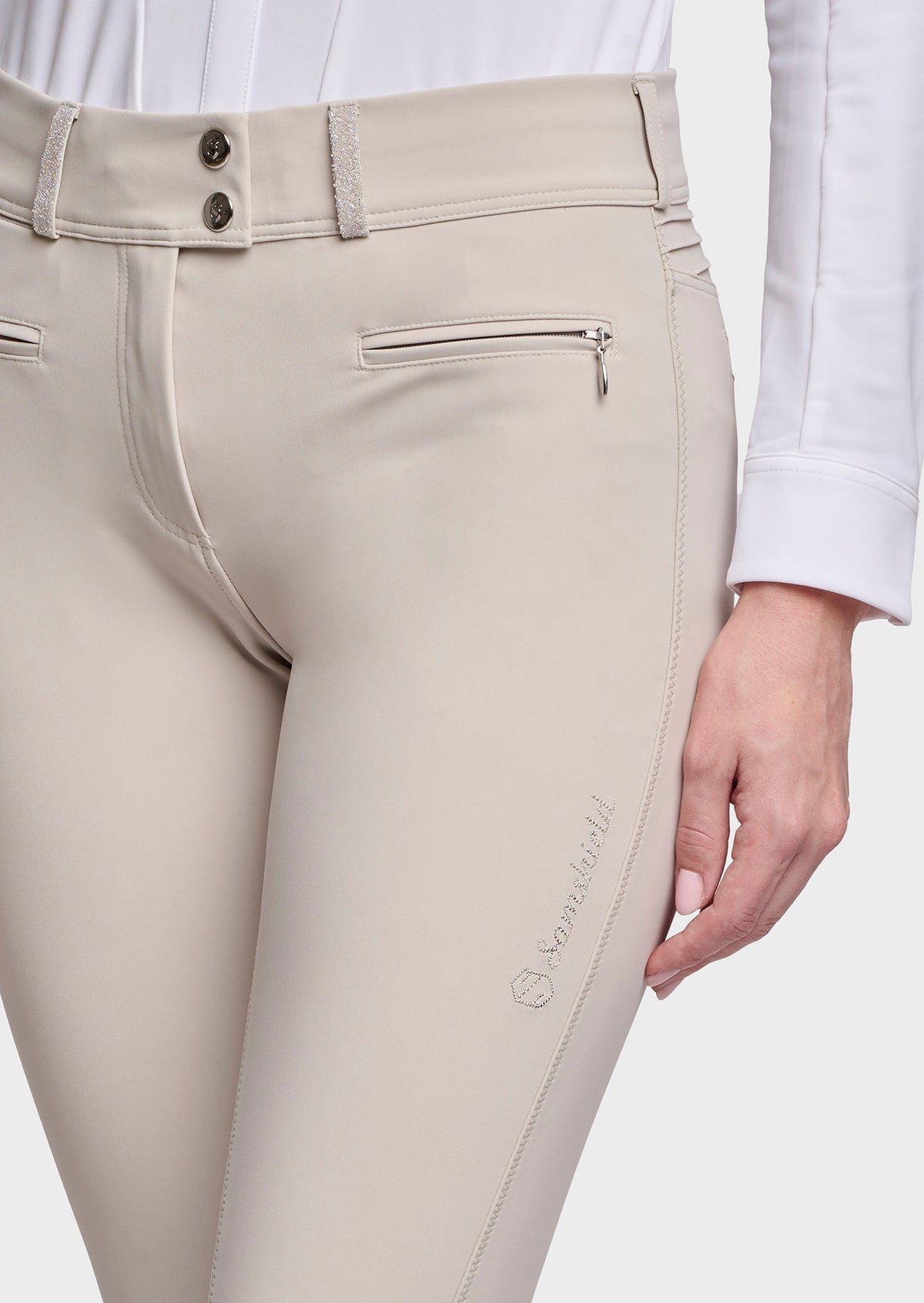 https://equitavisports.ca › products › pantalon-de-concours-chloe-crystal-fabric-samshield-fw26
