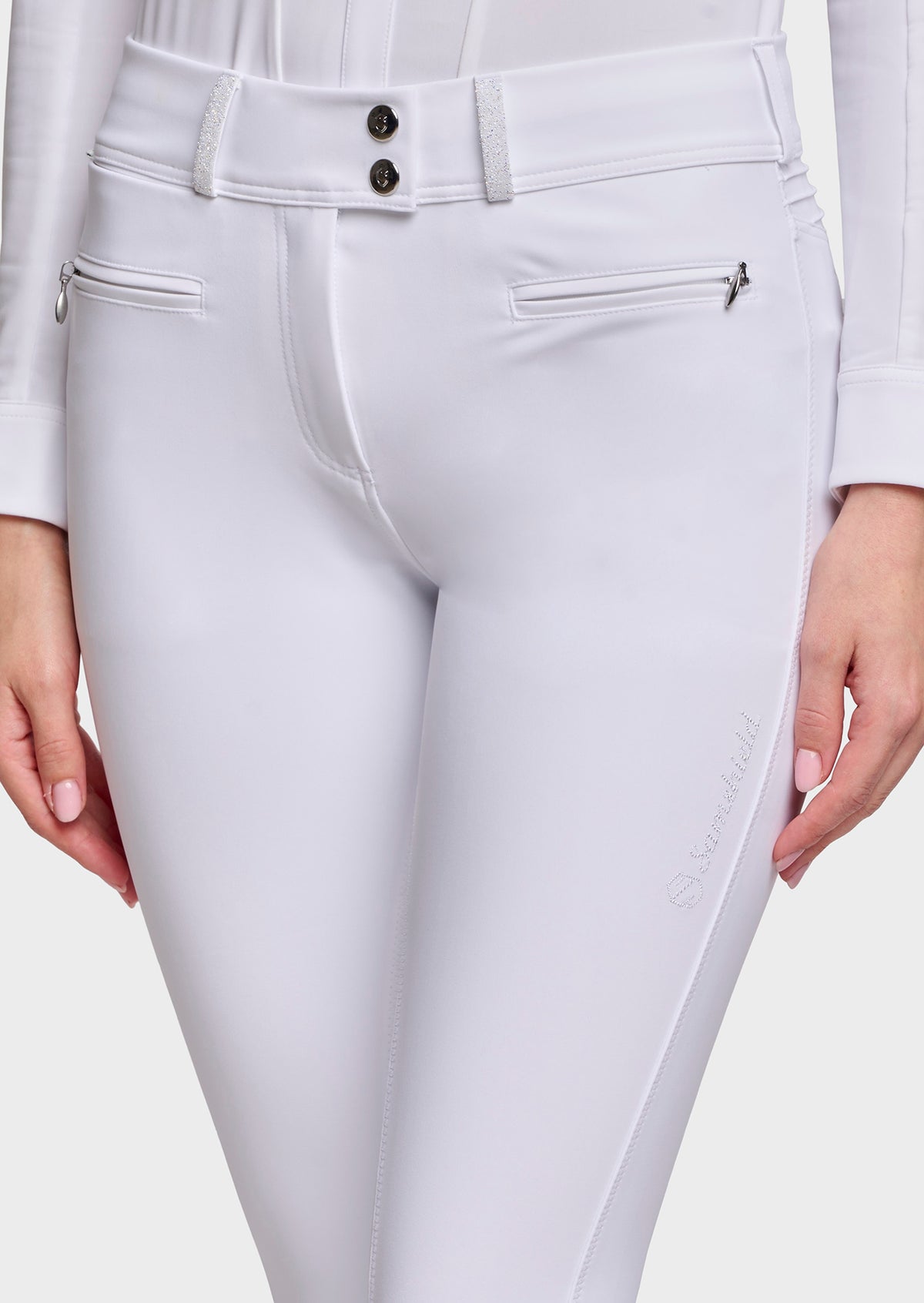 https://equitavisports.ca › products › pantalon-de-concours-chloe-crystal-fabric-samshield-fw26
