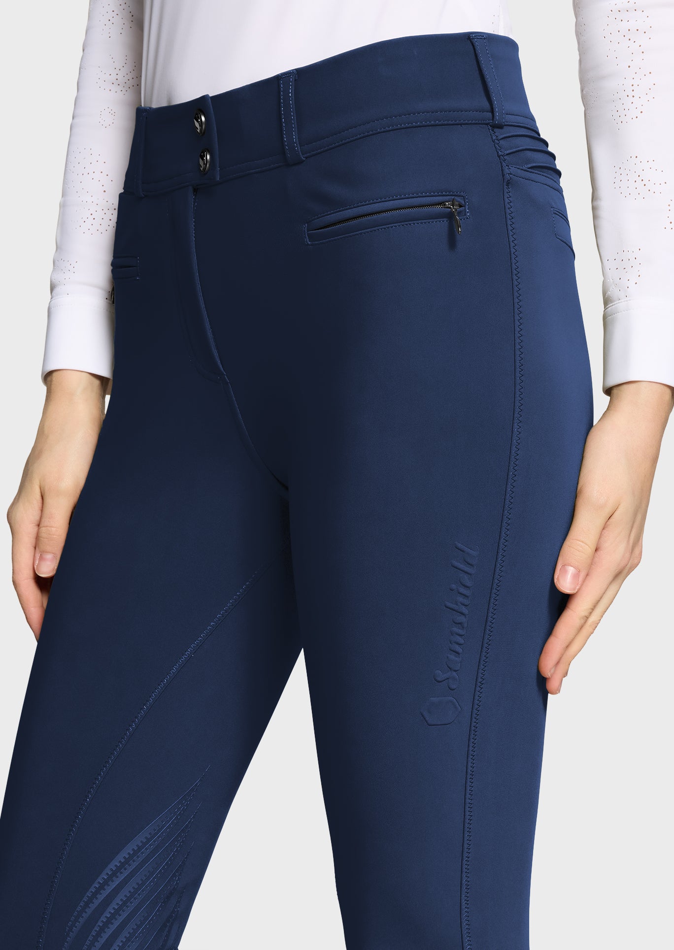https://equitavisports.ca › products › pantalon-de-concours-clara-air-samshield-ss26