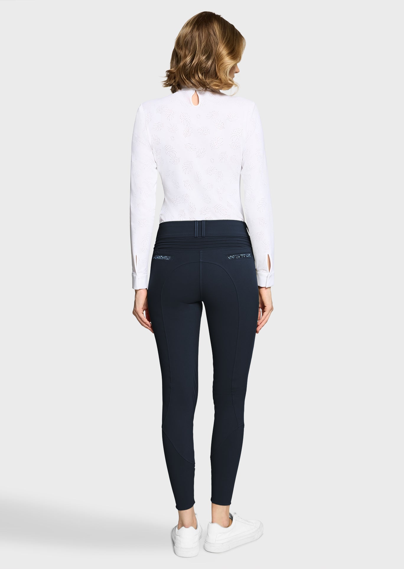 https://equitavisports.ca › products › pantalon-de-concours-clara-premium-samshield-ss26
