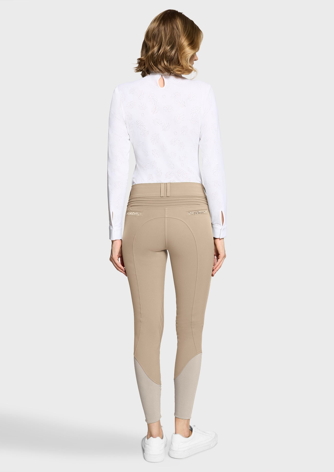 https://equitavisports.ca › products › pantalon-de-concours-clara-premium-samshield-ss26