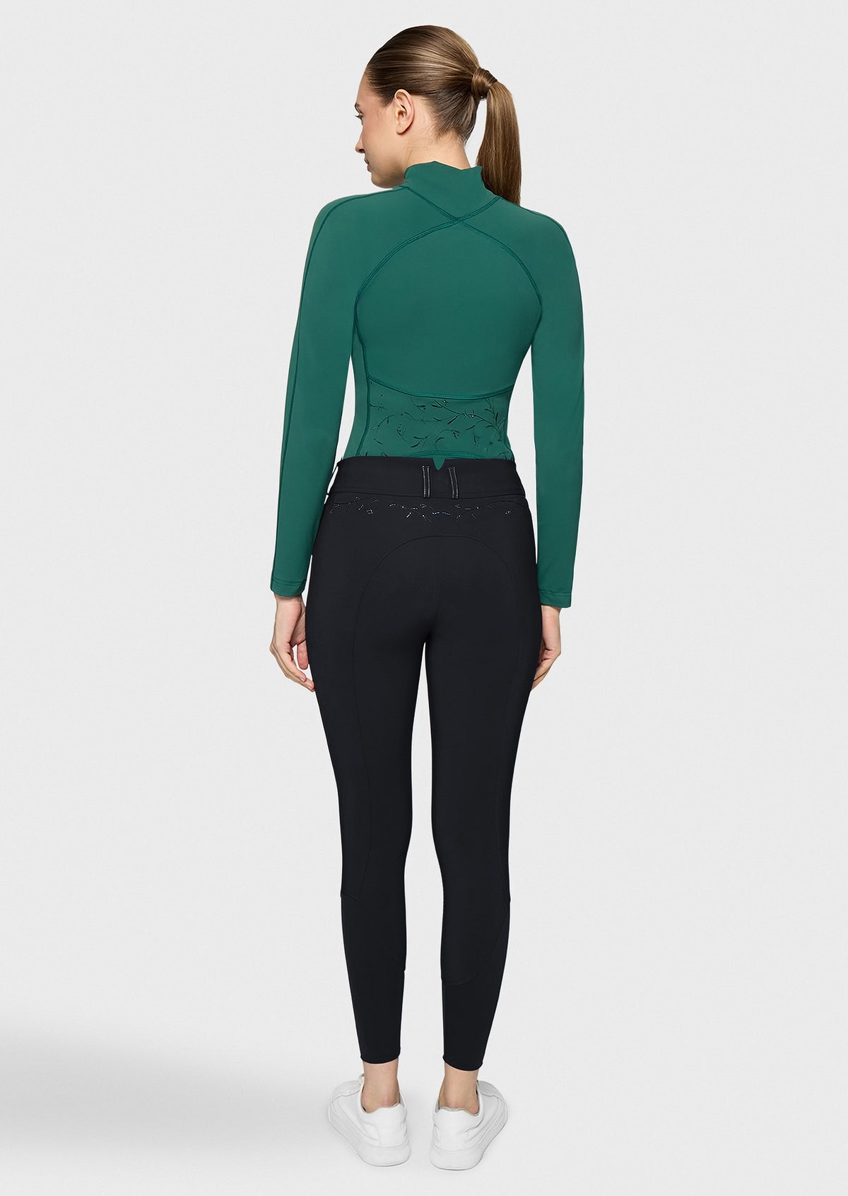 https://equitavisports.ca › products › pantalon-de-concours-delice-floral-samshield-fw26
