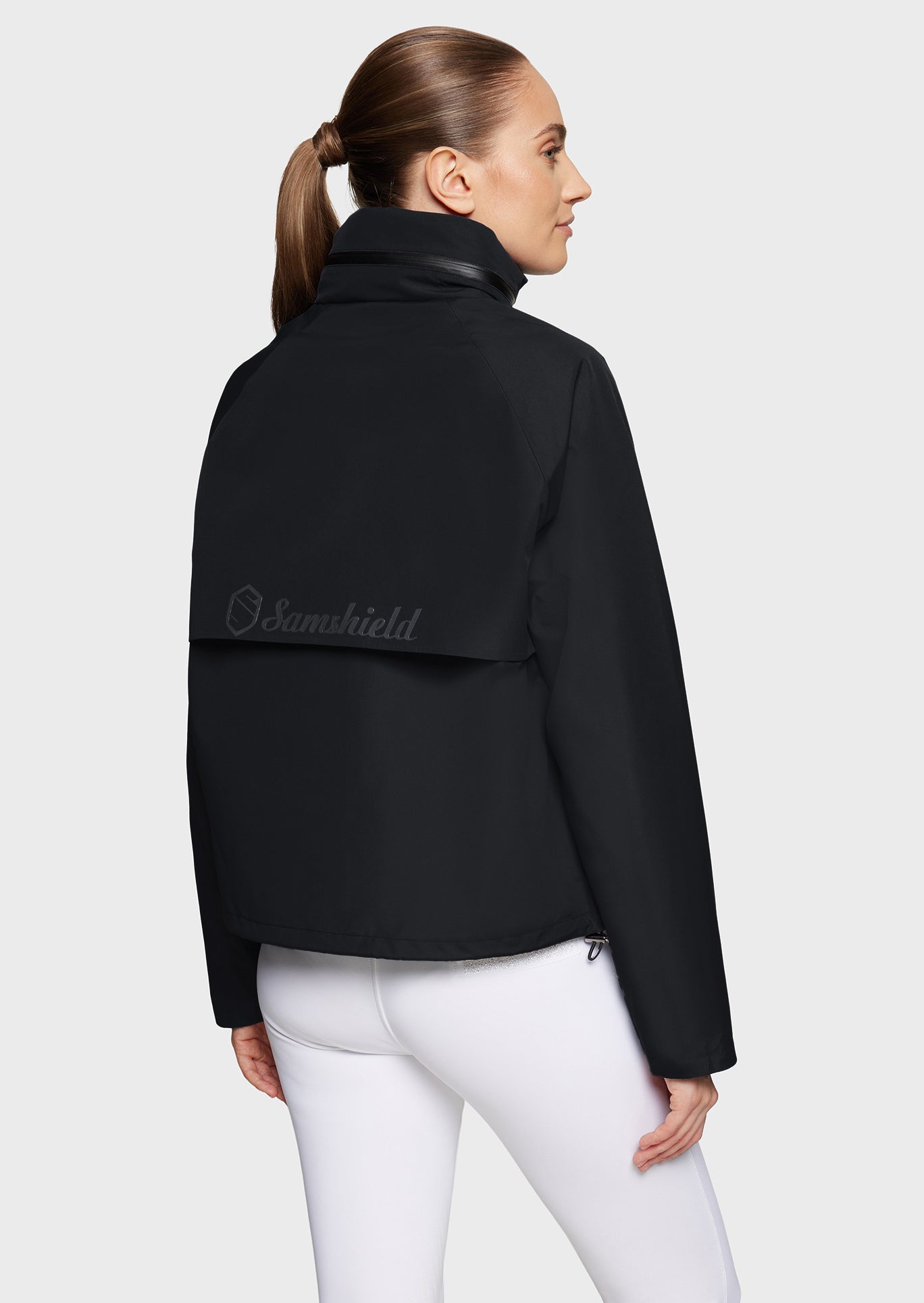 https://equitavisports.ca › products › manteau-de-pluie-lina-samshield-ss26
