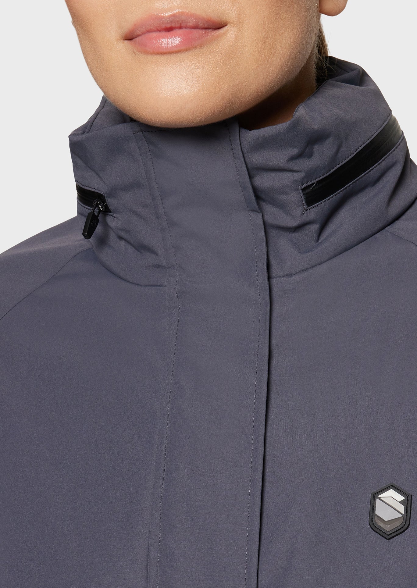 https://equitavisports.ca › products › manteau-de-pluie-lina-samshield-ss26
