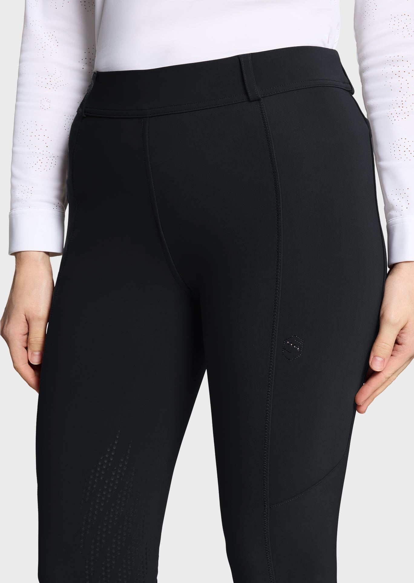 https://equitavisports.ca › products › pantalon-de-concours-tallia-comfort-samshield-ss26