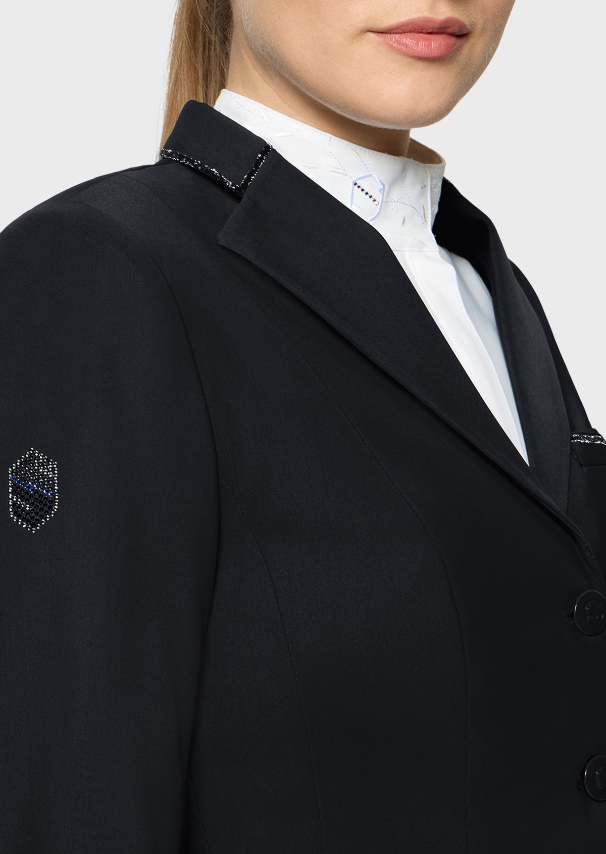 https://equitavisports.ca › products › veston-de-concours-victorine-crystal-samshield-fw26