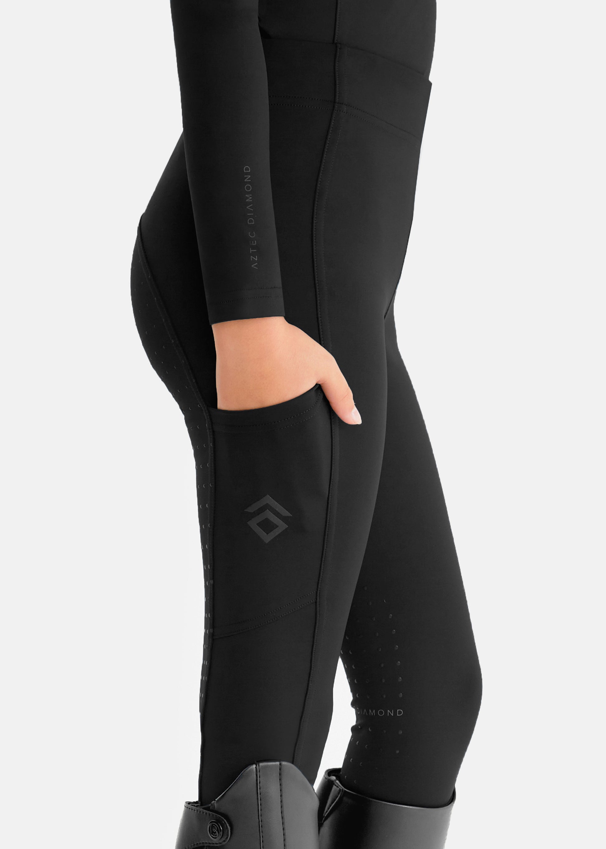 https://equitavisports.ca › products › legging-full-seat-aztec-diamond