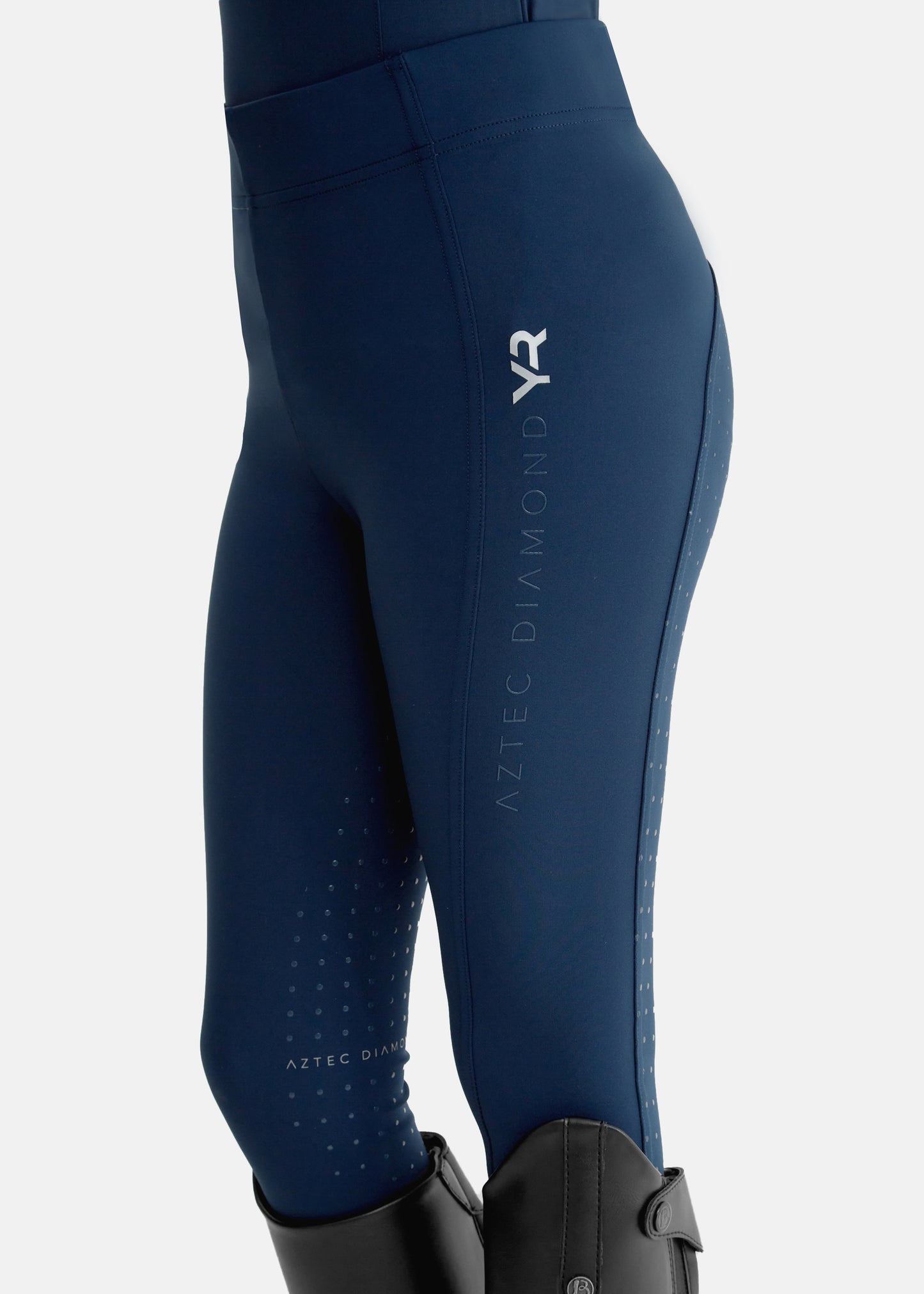 https://equitavisports.ca › products › legging-full-seat-aztec-diamond